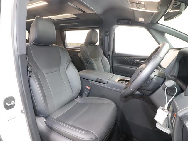 アルファード Ｚ　セーフティセンス　１４インチディスプレイオーディオナビ　ワンオーナー　後席モニター　両側電動スライドドア　全方位モニター　電動リアゲート　フルセグ　ＥＴＣ２．０車載器　ＬＥＤヘッドランプ　スマートキー（5枚目）