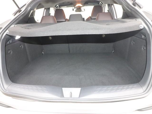 Ｃ－ＨＲ Ｇ　セーフティセンス　９インチナビ　フルセグ　バックカメラ　ＥＴＣ２．０車載器　ＬＥＤヘッドランプ　スマートキー　ブラインドスポットモニター（11枚目）