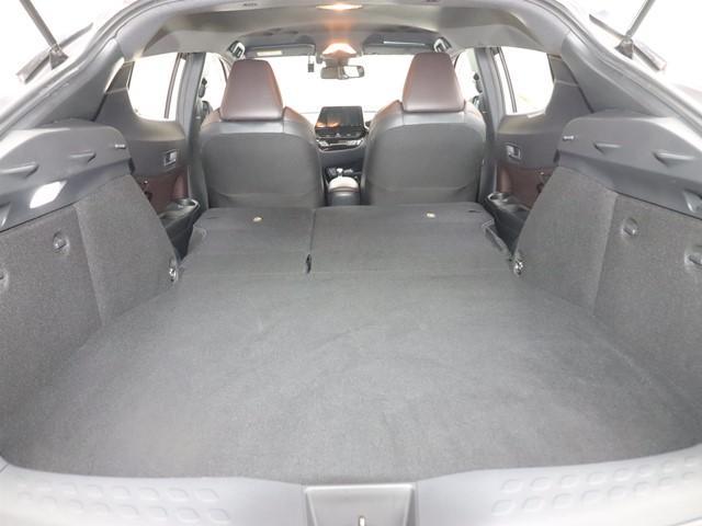 Ｃ－ＨＲ Ｇ　セーフティセンス　９インチナビ　フルセグ　バックカメラ　ＥＴＣ２．０車載器　ＬＥＤヘッドランプ　スマートキー　ブラインドスポットモニター（13枚目）