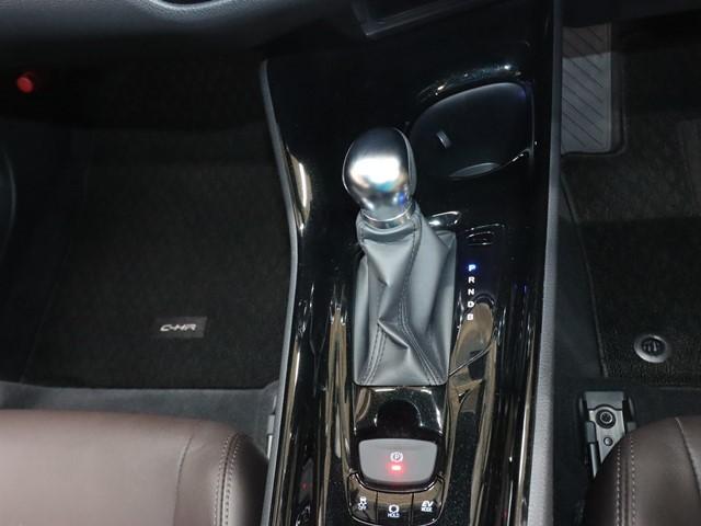 Ｃ－ＨＲ Ｇ　セーフティセンス　９インチナビ　フルセグ　バックカメラ　ＥＴＣ２．０車載器　ＬＥＤヘッドランプ　スマートキー　ブラインドスポットモニター（22枚目）