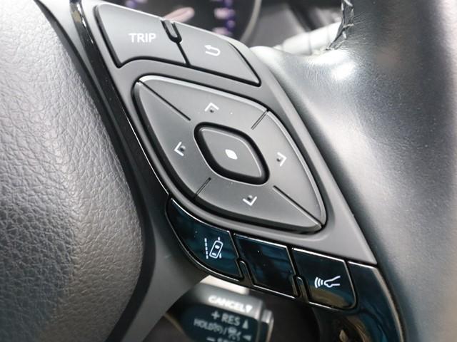 Ｃ－ＨＲ Ｇ　セーフティセンス　９インチナビ　フルセグ　バックカメラ　ＥＴＣ２．０車載器　ＬＥＤヘッドランプ　スマートキー　ブラインドスポットモニター（24枚目）