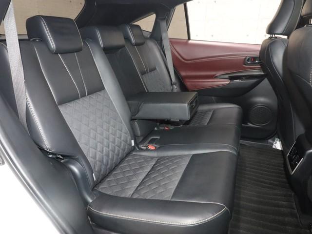 ハリアー プレミアム　セーフティセンス　９インチナビ　フルセグ　バックカメラ　サンルーフ　電動バックドア　ＥＴＣ２．０車載器　ＬＥＤヘッドランプ　スマートキー　アイドリングストップ（10枚目）