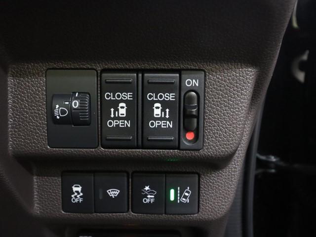 フリード Ｇ・ホンダセンシング　６人乗り　９インチメモリーナビ　両側電動スライド　フルセグ／ＤＶＤ／Ｂｌｕｅｔｏｏｔｈ対応　バックカメラ　レーンアシスト　ＥＴＣ　スマートキー　記録簿（25枚目）