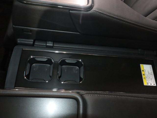 オデッセイハイブリッド ｅ：ＨＥＶアブソルート・ＥＸブラックエディション　ワンオーナー　禁煙車　全方位モニター　両側電動スライド　電動リアゲート　フルセグ　ＬＥＤヘッドランプ　スマートキー　電動シート　ＥＴＣ　コーナーセンサー　置くだけ充電　ブラインドスポットモニター（12枚目）