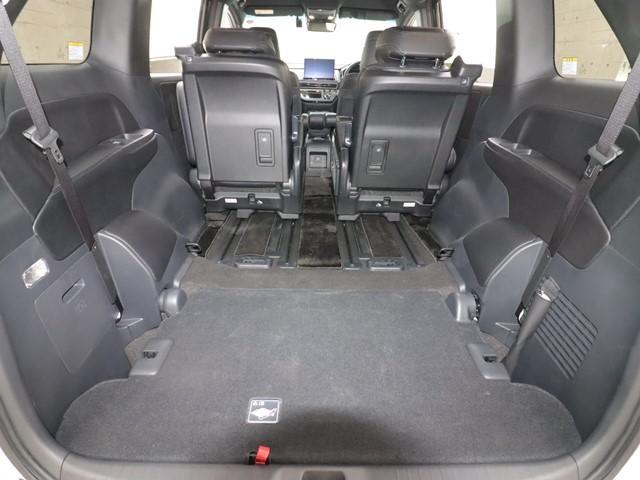 オデッセイハイブリッド ｅ：ＨＥＶアブソルート・ＥＸブラックエディション　ワンオーナー　禁煙車　全方位モニター　両側電動スライド　電動リアゲート　フルセグ　ＬＥＤヘッドランプ　スマートキー　電動シート　ＥＴＣ　コーナーセンサー　置くだけ充電　ブラインドスポットモニター（17枚目）