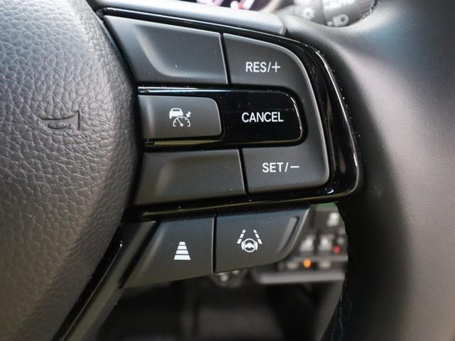 オデッセイハイブリッド ｅ：ＨＥＶアブソルート・ＥＸブラックエディション　ワンオーナー　禁煙車　全方位モニター　両側電動スライド　電動リアゲート　フルセグ　ＬＥＤヘッドランプ　スマートキー　電動シート　ＥＴＣ　コーナーセンサー　置くだけ充電　ブラインドスポットモニター（29枚目）