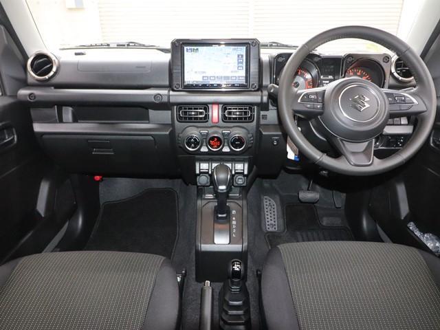 ジムニー ＸＣ　セーフティサポート　ワンオーナー　８インチナビ　フルセグ　バックカメラ　ＬＥＤヘッドランプ　スマートキー　コーナーセンサー　クルーズコントロール（4枚目）