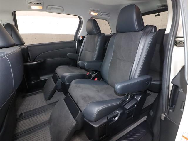 エスティマ アエラス　プレミアムエディション　７人乗り　８インチＨＤＤナビ　両側電動スライド　電動シート　フルセグ／ＤＶＤ／Ｂｌｕｅｔｏｏｔｈ　バックカメラ　ＥＴＣ　ＨＩＤヘッドライト　スマートキー　クルーズコントロール　後席オットマンシート（10枚目）