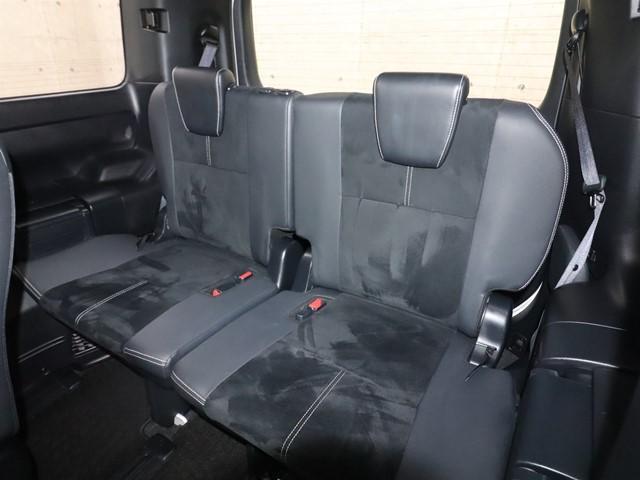 ヴォクシー ＺＳ　Ｇ’ｓ　７人乗り　１０インチメモリーナビ　片側電動スライド　衝突被害軽減システム　後席フリップダウンモニター　フルセグ　バックカメラ　ＥＴＣ　ＬＥＤヘッドランプ　スマートキー　アイドリングストップ　記録簿（15枚目）