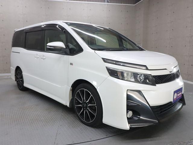 ヴォクシー ＺＳ　Ｇ’ｓ　７人乗り　１０インチメモリーナビ　片側電動スライド　衝突被害軽減システム　後席フリップダウンモニター　フルセグ　バックカメラ　ＥＴＣ　ＬＥＤヘッドランプ　スマートキー　アイドリングストップ　記録簿（30枚目）