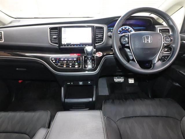 オデッセイハイブリッド ハイブリッドアブソルート・EXホンダセンシング 7人乗り メモリーナビ 両側電動スライド 衝突被害軽減システム フルセグ/Bluetooth 全方位カメラ LEDライト 電動シート シートヒーター 後席モニター 車線逸脱警報 コーナーセンサー(3枚目)