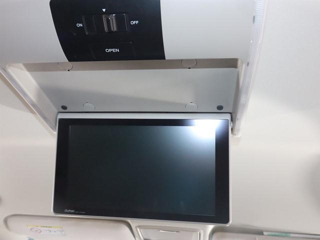 オデッセイハイブリッド ハイブリッドアブソルート・EXホンダセンシング 7人乗り メモリーナビ 両側電動スライド 衝突被害軽減システム フルセグ/Bluetooth 全方位カメラ LEDライト 電動シート シートヒーター 後席モニター 車線逸脱警報 コーナーセンサー(8枚目)