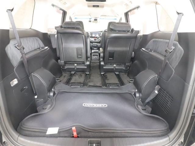オデッセイハイブリッド ハイブリッドアブソルート・EXホンダセンシング 7人乗り メモリーナビ 両側電動スライド 衝突被害軽減システム フルセグ/Bluetooth 全方位カメラ LEDライト 電動シート シートヒーター 後席モニター 車線逸脱警報 コーナーセンサー(18枚目)