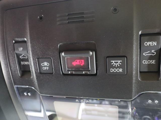 中古車なので走行距離は気になるものです。走行管理システムという全国単位のシステムにて入庫時にチェックをします！その為メーター交換やメーター改竄の履歴も全車両チェック済みです、ご安心してお乗り頂けます。