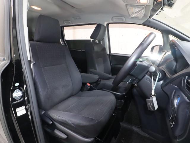 ヴォクシー ハイブリッドV 10インチナビ 両側電動スライドドア フルセグ バックカメラ ETC車載器 LEDヘッドランプ スマートキー オートクルーズコントロール(4枚目)