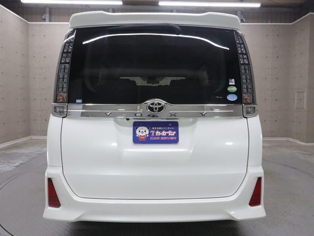 ヴォクシー ＺＳ　煌ＩＩ　８人乗り　ワンオーナー　９インチメモリーナビ　衝突被害軽減システム　両側電動スライド　フルセグ／ＤＶＤ／Ｂｌｕｅｔｏｏｔｈ　バックカメラ　ＥＴＣ　ＬＥＤヘッドランプ　スマートキー　アイドリングストップ（30枚目）