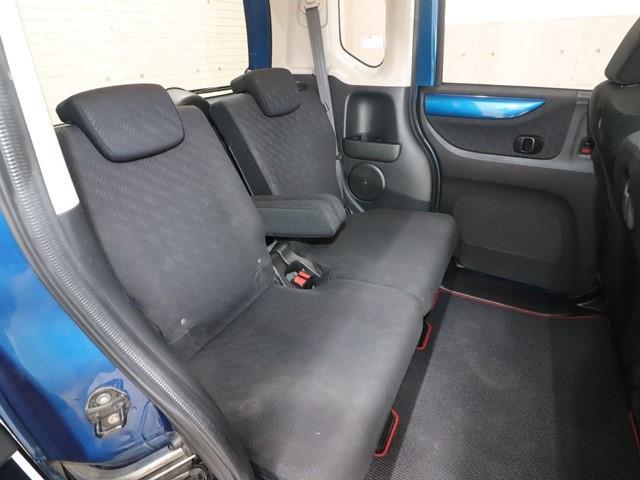 N-BOX 2トーンカラースタイル G SSパッケージ メモリーナビ 両側電動スライドドア フルセグ バックカメラ ETC車載器 スマートキーシティブレーキアクティブシステム 後席モニター(7枚目)