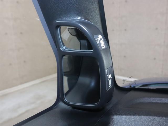 N-BOX 2トーンカラースタイル G SSパッケージ メモリーナビ 両側電動スライドドア フルセグ バックカメラ ETC車載器 スマートキーシティブレーキアクティブシステム 後席モニター(25枚目)