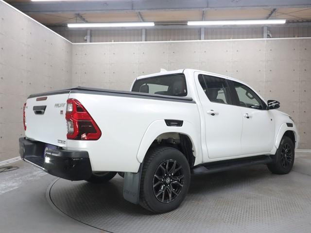 ハイラックス Ｚ　ＧＲスポーツ　ワンオーナー　メモリーナビ　衝突被害軽減システム　フルセグ／Ｂｌｕｅｔｏｏｔｈ／Ｍｉｒａｃａｓｔ　全方位カメラ　ＥＴＣ　ＬＥＤヘッドランプ　コーナーセンサー　オートクルーズコントロール　前後ドラレコ（2枚目）