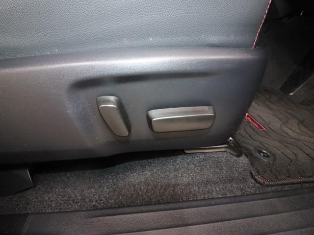 ハイラックス Ｚ　ＧＲスポーツ　ワンオーナー　メモリーナビ　衝突被害軽減システム　フルセグ／Ｂｌｕｅｔｏｏｔｈ／Ｍｉｒａｃａｓｔ　全方位カメラ　ＥＴＣ　ＬＥＤヘッドランプ　コーナーセンサー　オートクルーズコントロール　前後ドラレコ（5枚目）