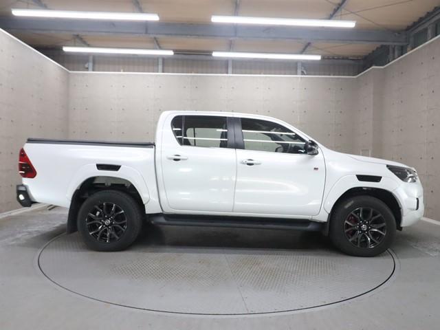 ハイラックス Ｚ　ＧＲスポーツ　ワンオーナー　メモリーナビ　衝突被害軽減システム　フルセグ／Ｂｌｕｅｔｏｏｔｈ／Ｍｉｒａｃａｓｔ　全方位カメラ　ＥＴＣ　ＬＥＤヘッドランプ　コーナーセンサー　オートクルーズコントロール　前後ドラレコ（29枚目）