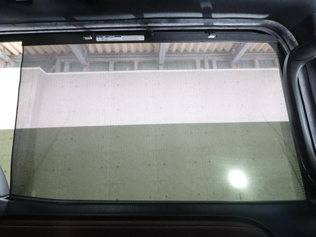 エスクァイア Gi プレミアムパッケージ 9インチメモリーナビ 後席モニター Bluetooth 両側電動スライドドア フルセグ バックカメラ ETC車載器 LEDヘッドランプ スマートキー シートヒーター クルーズコントロール(7枚目)