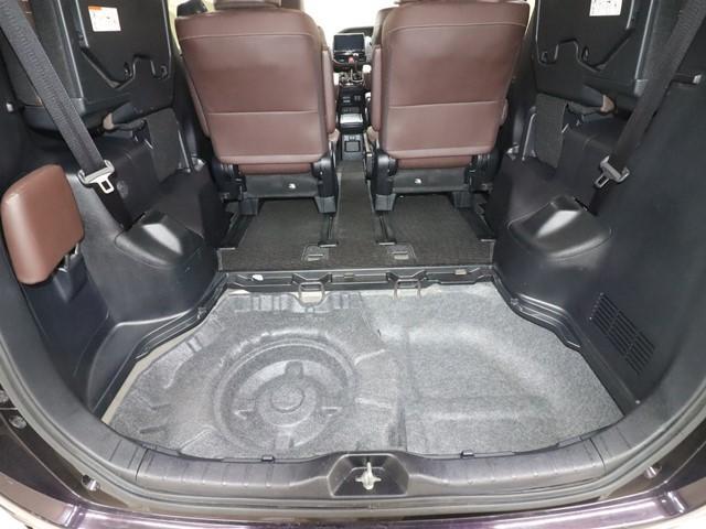 エスクァイア Gi プレミアムパッケージ 9インチメモリーナビ 後席モニター Bluetooth 両側電動スライドドア フルセグ バックカメラ ETC車載器 LEDヘッドランプ スマートキー シートヒーター クルーズコントロール(19枚目)