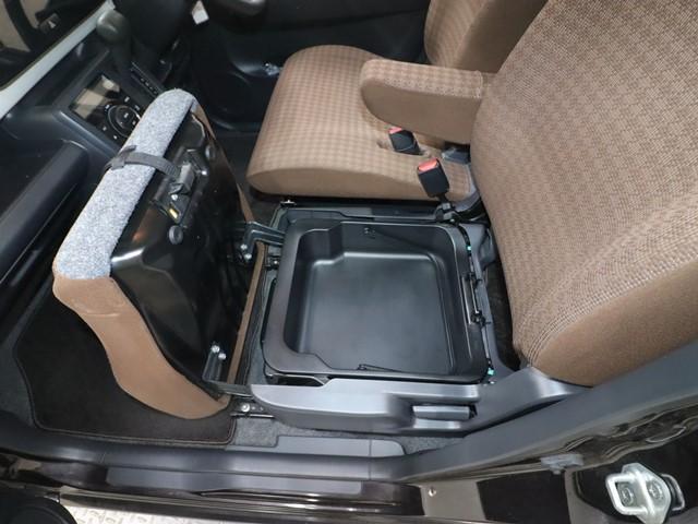 モコ X CDプレーヤー スマートキー オートエアコン 電動格納ドアミラー Wエアバッグ ABS 衝突安全ボディ プライバシーガラス 記録簿(9枚目)