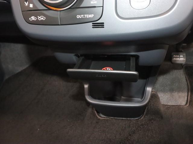 モコ X CDプレーヤー スマートキー オートエアコン 電動格納ドアミラー Wエアバッグ ABS 衝突安全ボディ プライバシーガラス 記録簿(25枚目)