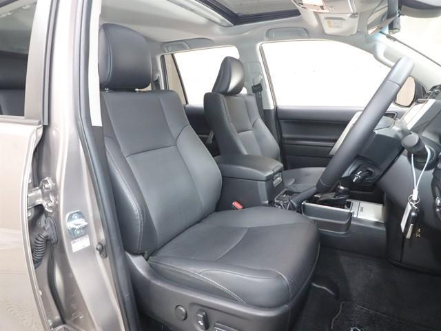 ランドクルーザープラド ＴＸ　Ｌパッケージ　マットブラックエディション　ワンオーナー　サンルーフ　禁煙車　アルパイン製メモリーナビ　衝突被害軽減システム　フルセグ　バックカメラ　ＥＴＣ　ＬＥＤヘッドランプ　電動シート　４ＷＤ　フロントカメラ　サイドカメラ　シートヒーター（5枚目）