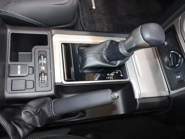 ランドクルーザープラド ＴＸ　Ｌパッケージ　マットブラックエディション　ワンオーナー　サンルーフ　禁煙車　アルパイン製メモリーナビ　衝突被害軽減システム　フルセグ　バックカメラ　ＥＴＣ　ＬＥＤヘッドランプ　電動シート　４ＷＤ　フロントカメラ　サイドカメラ　シートヒーター（30枚目）