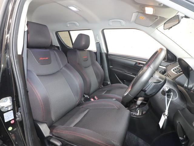 スイフトスポーツ ベースグレード　ＨＩＤヘッドライト　スマートキー　ＥＴＣ　ステアリングスイッチ　クルーズコントロール　横滑り防止　純正アルミホイール　フロントフォグランプ（5枚目）