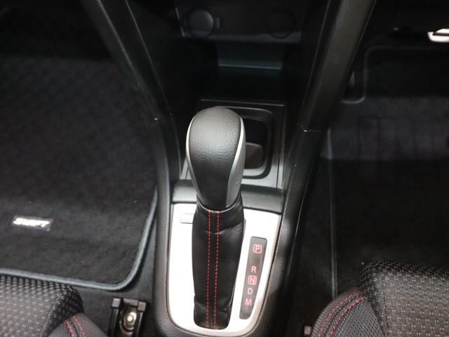 スイフトスポーツ ベースグレード　ＨＩＤヘッドライト　スマートキー　ＥＴＣ　ステアリングスイッチ　クルーズコントロール　横滑り防止　純正アルミホイール　フロントフォグランプ（19枚目）