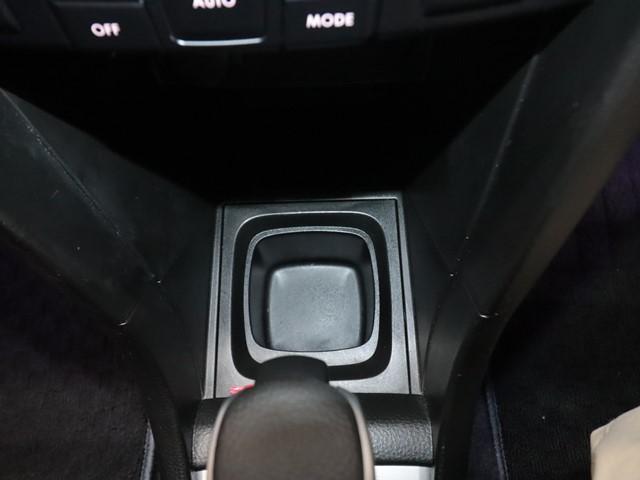 スイフトスポーツ ベースグレード　ＨＩＤヘッドライト　スマートキー　ＥＴＣ　ステアリングスイッチ　クルーズコントロール　横滑り防止　純正アルミホイール　フロントフォグランプ（29枚目）