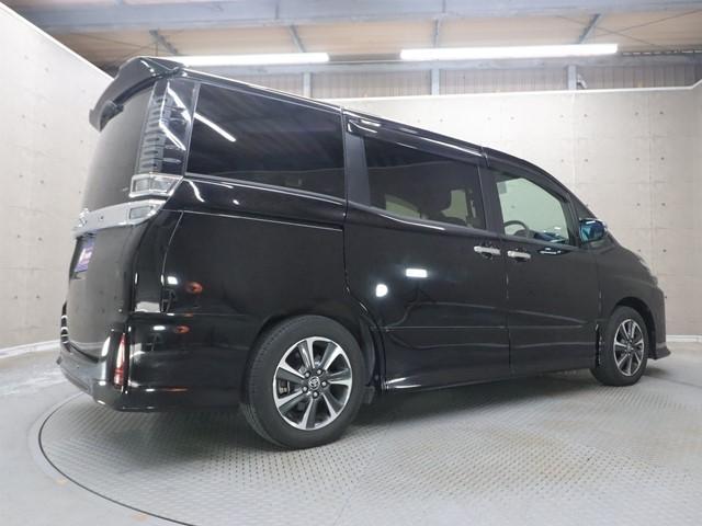 ヴォクシー ZS 煌III 純正10インチメモリーナビ 両側パワースライドドア フルセグ バックカメラ ETC LEDヘッドランプ スマートキー 前後ドライブレコーダー 衝突被害軽減システム 車線逸脱警報 オートハイビーム(3枚目)