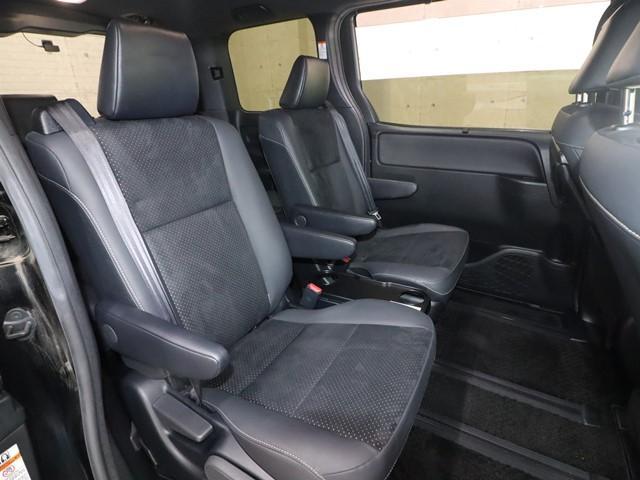 ヴォクシー ZS 煌III 純正10インチメモリーナビ 両側パワースライドドア フルセグ バックカメラ ETC LEDヘッドランプ スマートキー 前後ドライブレコーダー 衝突被害軽減システム 車線逸脱警報 オートハイビーム(7枚目)