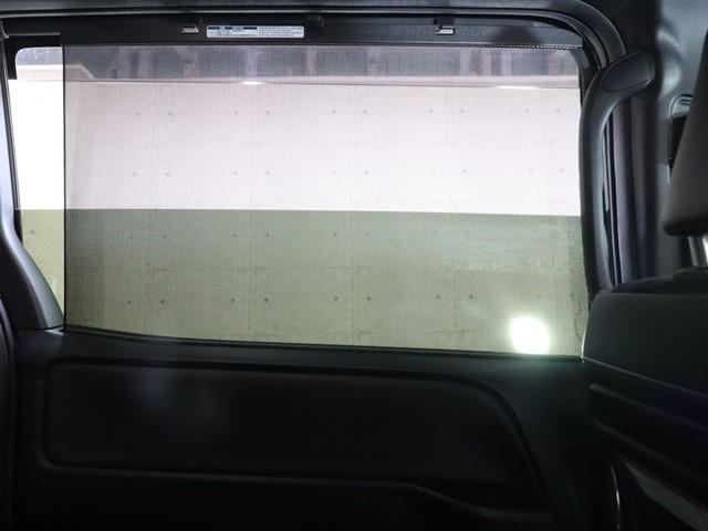 ヴォクシー ZS 煌III 純正10インチメモリーナビ 両側パワースライドドア フルセグ バックカメラ ETC LEDヘッドランプ スマートキー 前後ドライブレコーダー 衝突被害軽減システム 車線逸脱警報 オートハイビーム(9枚目)