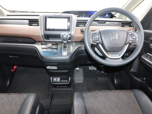 フリード クロスター・ホンダセンシング　ホンダセンシング　メモリーナビ　両側電動スライドドア　フルセグ　バックカメラ　ＥＴＣ車載器　ＬＥＤヘッドランプ　スマートキー　誤発進抑制機能（4枚目）