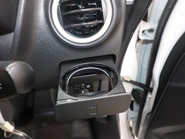 デイズ ハイウェイスター　Ｇターボ　エマージェンシーブレーキ　メモリーナビ　フルセグ　全方位モニター　ＥＴＣ車載器　ＨＩＤヘッドランプ　アイドリングストップ　クルーズコントロール　スマートキー（26枚目）