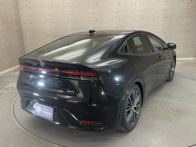 プリウス Z サンルーフ 純正12.3インチディスプレイナビ フルセグ 全方位モニター バックカメラ 衝突被害軽減ブレーキ レーンアシスト 電動リアゲート アダプティブクルーズ シートベンチレーション ETC2.0(2枚目)