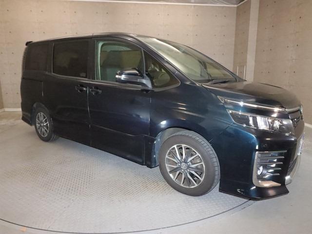 ヴォクシー ＺＳ　９インチナビ　フルセグ　バックカメラ　両側電動スライドドア　後席モニターＥＴＣ車載器　ＬＥＤヘッドライト　コーナーセンサー（34枚目）