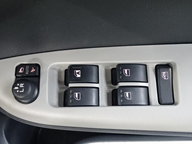 モーダ S スマートキー メモリーナビ(ワンセグ)ETC 衝突軽減装置 誤発進抑制装置 車線逸脱警報 アイドリングストップ LEDヘッドランプ リヤスポイラーベンチシート 走行距離22000キロ(11枚目)