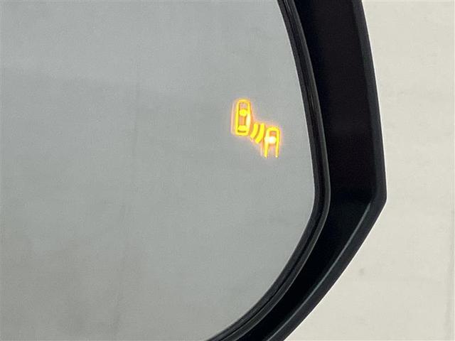 ハリアーハイブリッド Ｓ　横滑り防止装置　衝突軽減ブレーキ　クルコン　ＬＥＤライト　パワーウィンドウ　Ｂカメラ　エアバッグ　フルセグ　スマートキー　アルミ　ＡＢＳ　ミュージックプレイヤー接続可　エアコン　ＥＴＣ　メモリーナビ（14枚目）