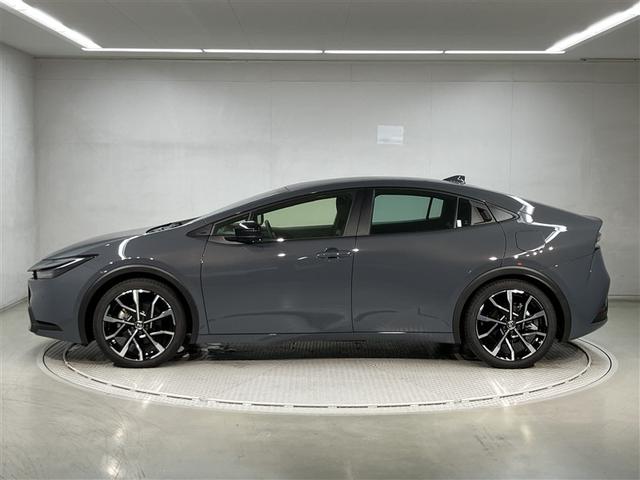 プリウス G 全周囲カメラ付メモリーナビ シートヒーター Bluetooth 前後ドラレコ 追従クルコン ブラインドスポットM レーンキープA 衝突軽減・横滑り&盗難防止装置 ETC 全国トヨタ店対応ロングラン保証(2枚目)