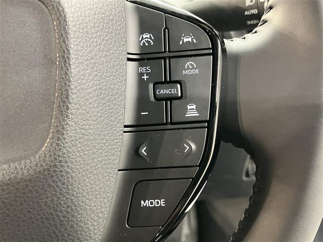 プリウス G 全周囲カメラ付メモリーナビ シートヒーター Bluetooth 前後ドラレコ 追従クルコン ブラインドスポットM レーンキープA 衝突軽減・横滑り&盗難防止装置 ETC 全国トヨタ店対応ロングラン保証(17枚目)