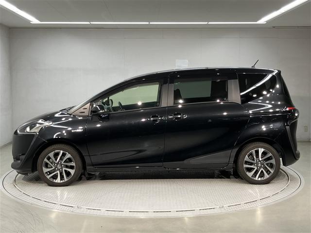 シエンタ ハイブリッドＧ　禁煙車　両側電動スライドドア　シートヒーター　衝突軽減ブレーキ　車線逸脱アラート　ＬＥＤライト　Ｂカメラ　地デジ　１オーナー　ＤＶＤ　　スマキー　横滑り防止システム　メモリナビ　ナビＴＶ　ＥＴＣ（2枚目）