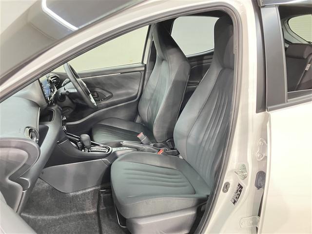 ヤリス ハイブリッドG LEDライト サイドエアバッグ スマートキ ナビ Bモニター ETC車載器 横滑り防止装置 クルコン セキュリティアラーム メディアプレイヤー接続 パワステ 点検記録簿 メモリーナビゲーション ABS(14枚目)