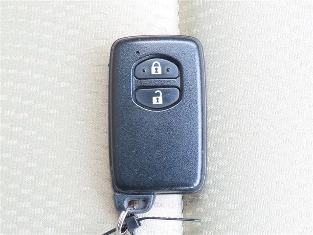 アクア S スマートキープッシュスタート キーレスエントリ ドラレコ付 フルセグ地デジ イモビ ナビ&TV ワンオーナー車 オートエアコン デュアルエアバック ESC Bカメラ パワーウィンドウ AUX端子(33枚目)