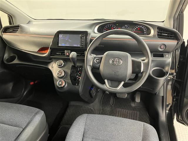 ご来店希望ございましたら、ご出発される時にお電話いただければ、その時点で在庫確認いたしまして、商談中でなければ向かっていただいている間、予約にしお待ちすることができますのでお気軽にご連絡ください。