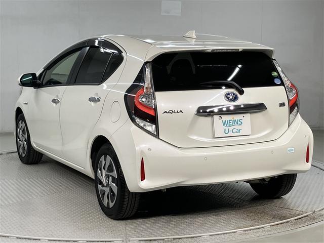 アクア Ｓスタイルブラック　ＡＵＸ端子　バックモニタ－　地デジフルセグ　ナビＴＶ　イモビライザー　ＬＥＤライト　スマートキープッシュスタート　ＥＴＣ付き　Ｗエアバッグ　キーフリ　メモリーナビゲーション　横滑り防止装置付き　ＡＢＳ（4枚目）